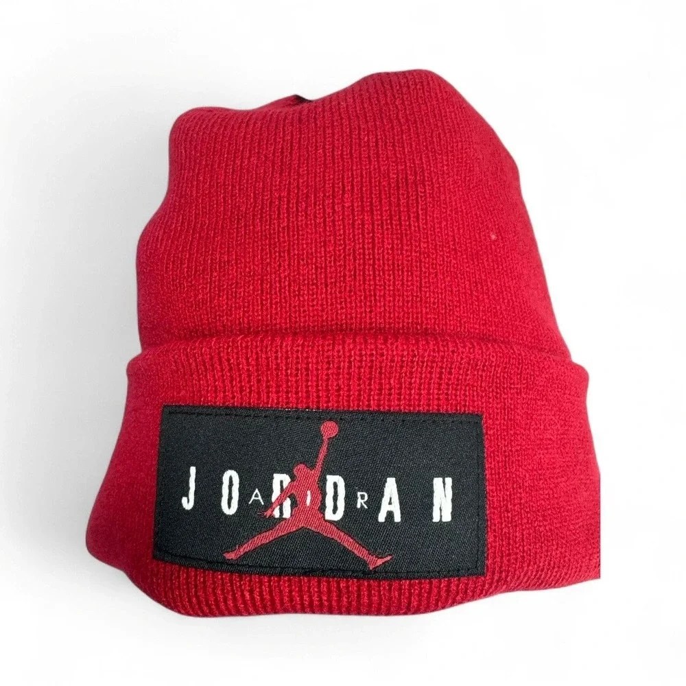 Nike Air Jordan Youth Beanie – Gym Red – 8/20 Jumpman Logo‎